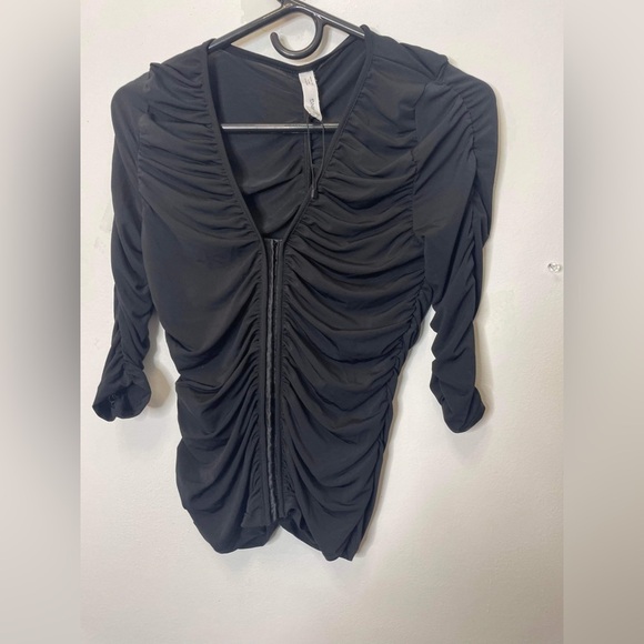 Black Stretch Knit Ruched V-Neck Top  mng - Picture 4 of 5